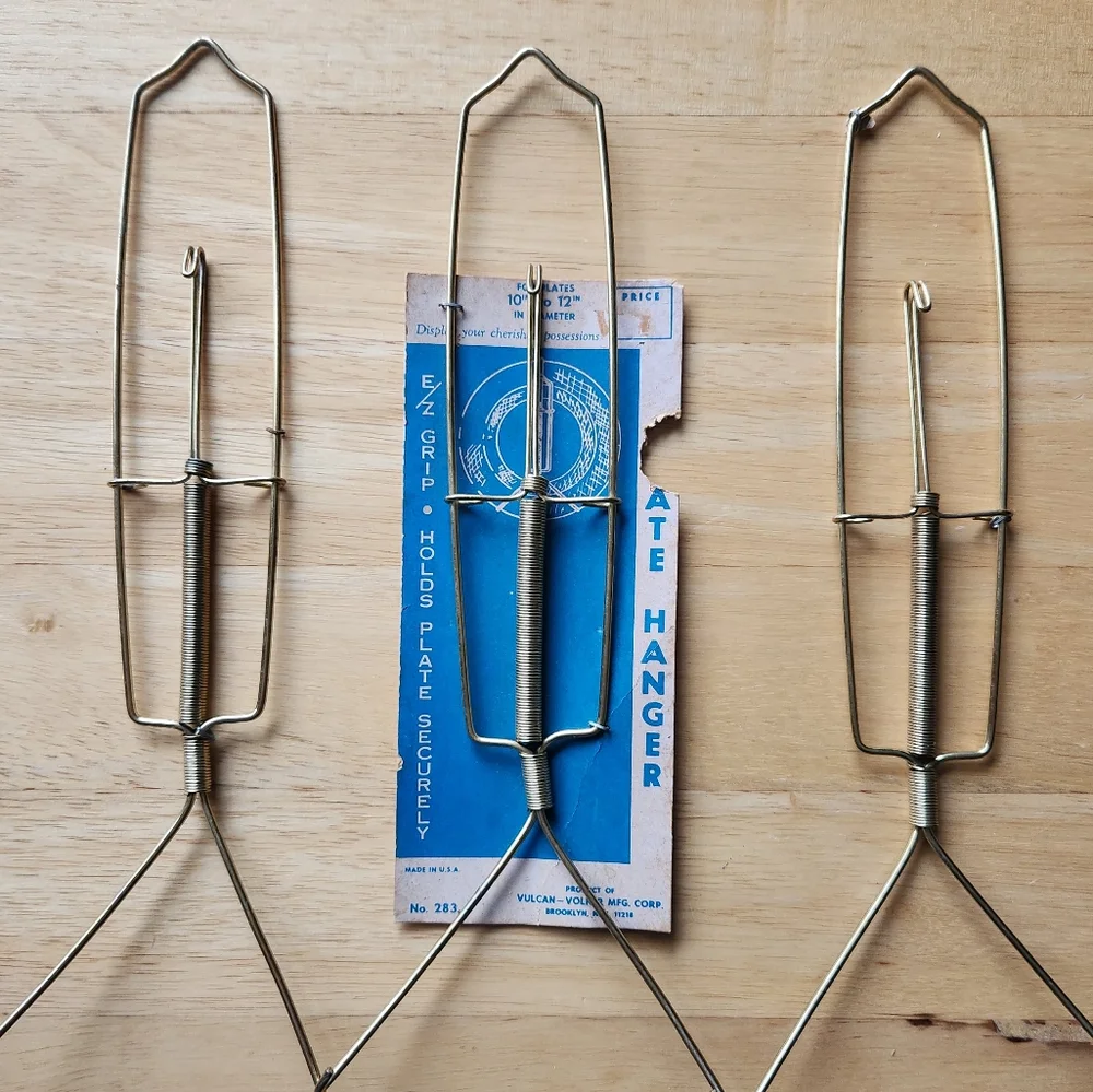 Lot of 3 Vintage Plate Hangers